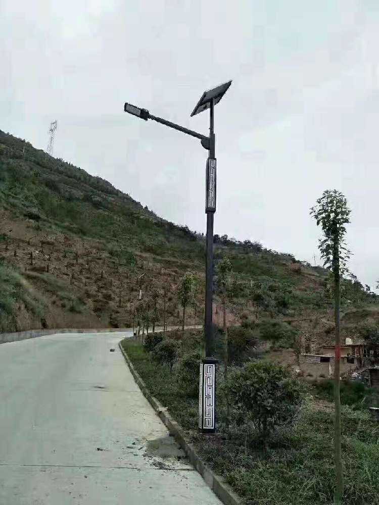 讷河市仿古太阳能路灯